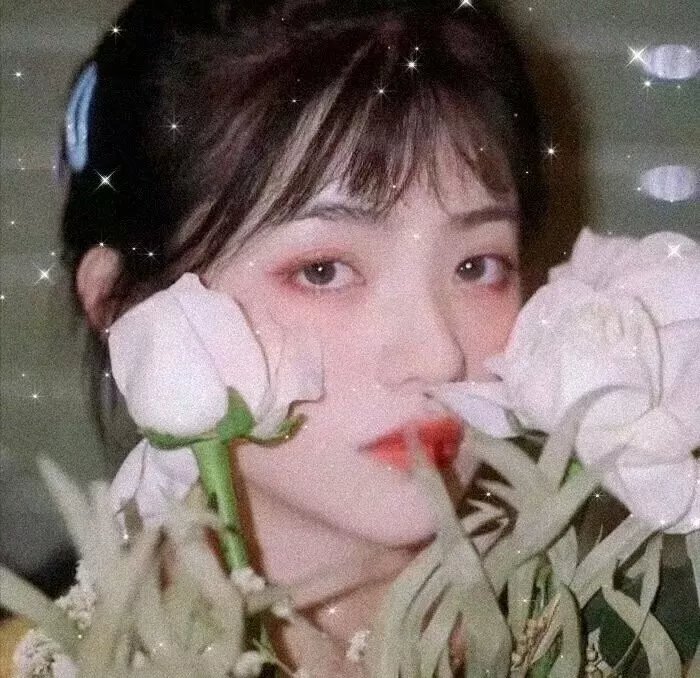 雾中的女孩